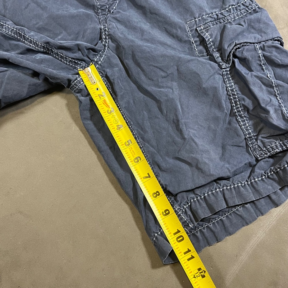 Y2K True Religion Cargo Shorts Mens 33 Navy Blue Big T Stitching Utility - Picture 7 of 7